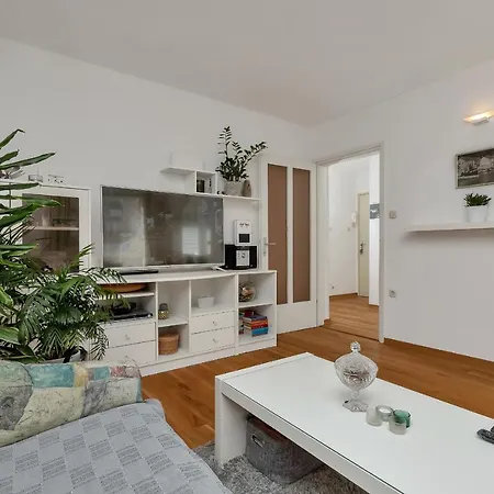 Marina Appartement Makarska